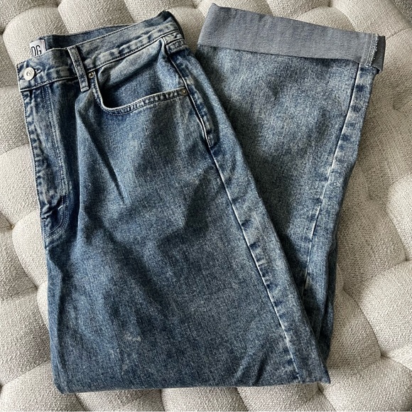 Urban Outfitters BDG High-Waisted Baggy Jean - Picture 2 of 4